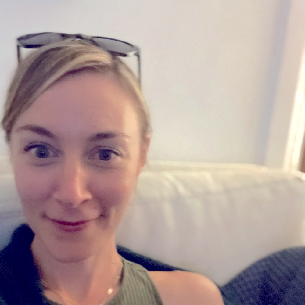 Meet your Posher, Angela